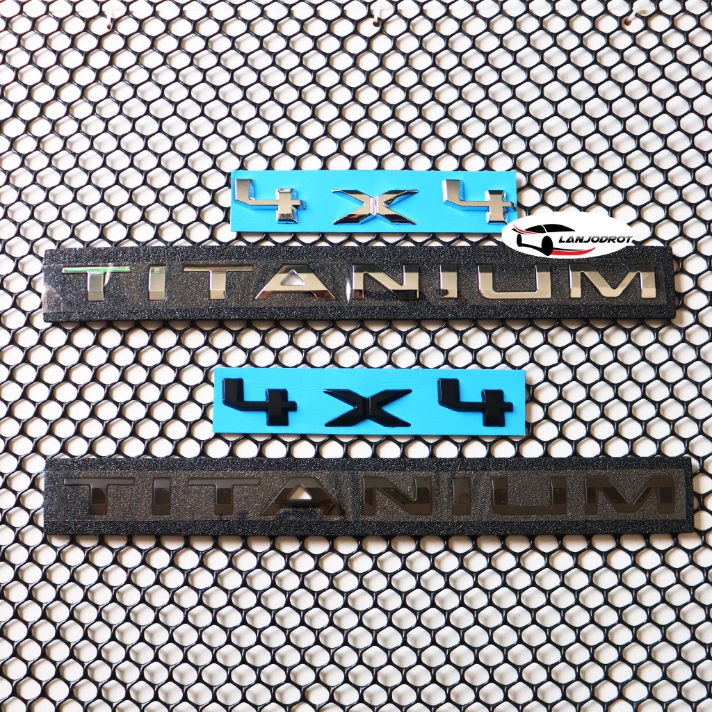 4X4 TITANIUM Logo Embossed Lettering On The Tailgate Next Gen EVEREST ...