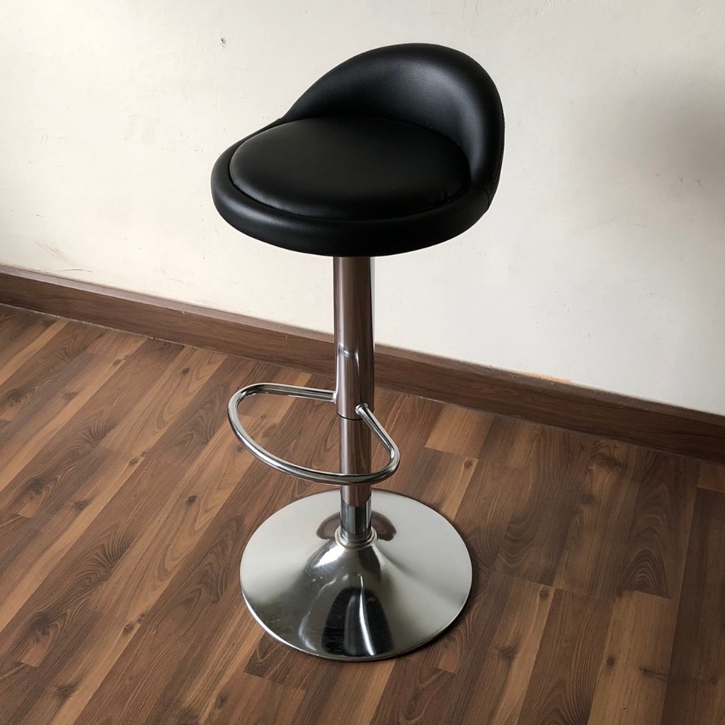 Second Hand Bar Stool High Chair Can Adjust The Height In Good Condition As New Shopee Malaysia