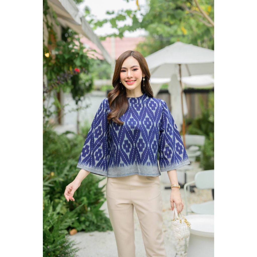 Ms. Long Sleeve Shirt Climbing Collar Buttoned Back Comfortable To Wear ...