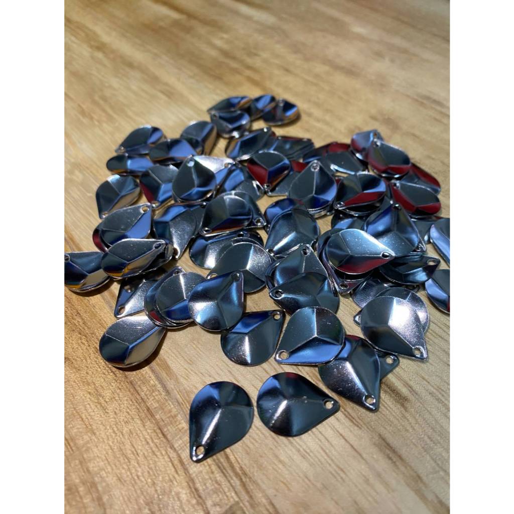 10 Pieces Per 1 Order 2cm Liu Leaves Kites For Insert Fishing Rubber ...