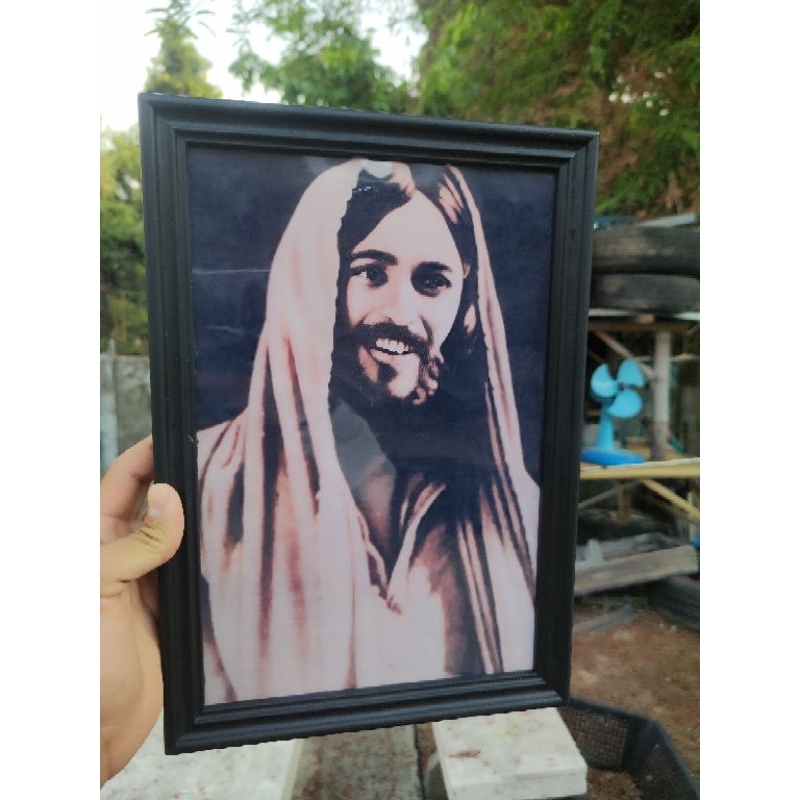 Jesus Christ With A 23*32cm Photo Frame Smiling Faced | Shopee Malaysia