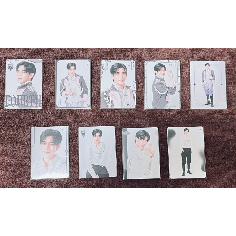 Fourth Collectible Random Card Run The World Complete 9 Cards