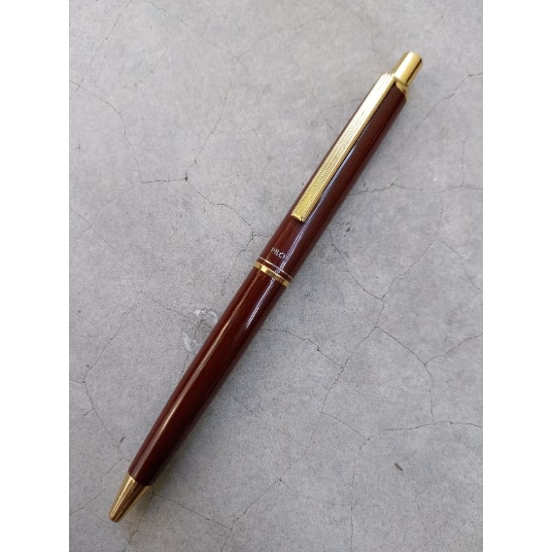 Authentic Pilot Japan Pen Rare Color Beautiful Condition 