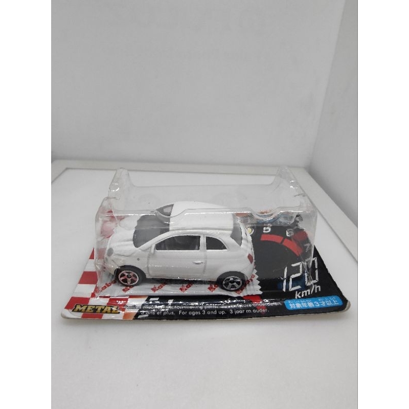 Voiture Miniature Majorette Fiat 500 Blanche Et Rouge N°39 - échelle 1:55, Paquet Long, Neuve
