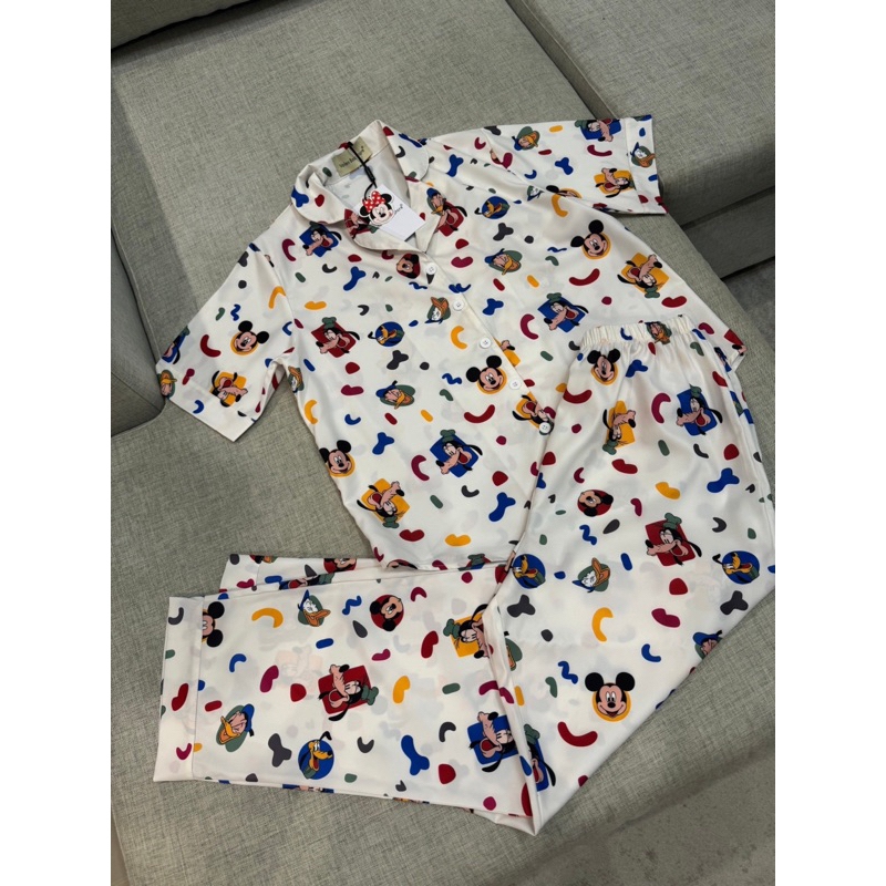 Mickey Sleeping set Valen Pajamas New Collection This Pattern Is Very