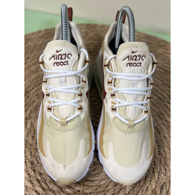 Nike 270 react tan best sale