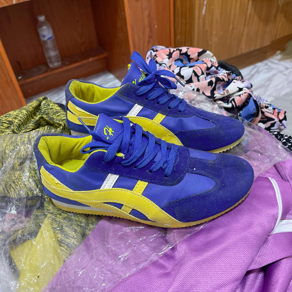 Merchant sneakers hot sale