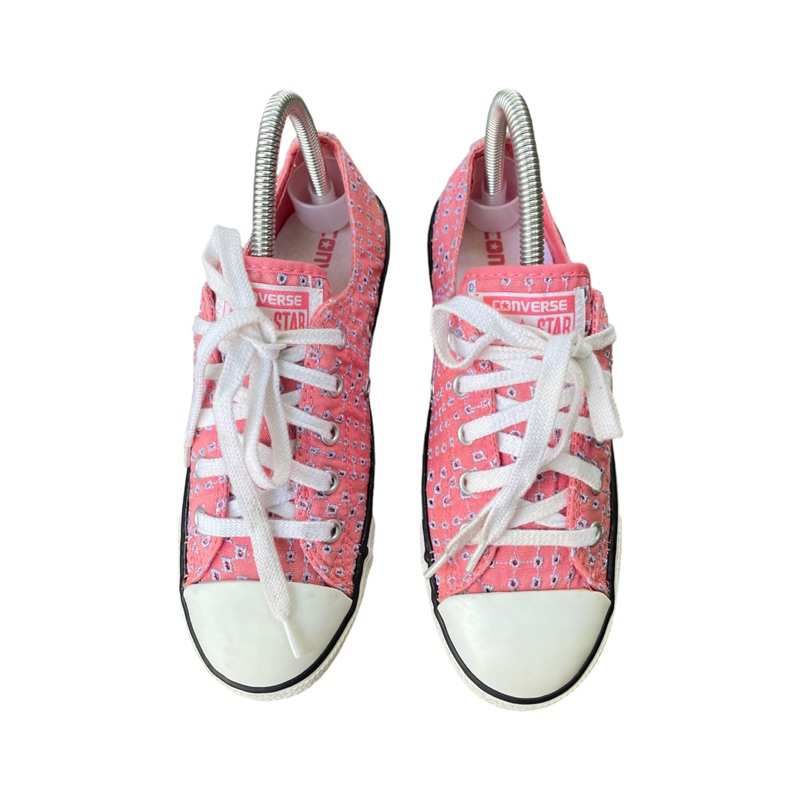 Converse All Star Sneakers Peach Embroidered Eyelet Shoes Pre Owned Shoes Shopee Malaysia