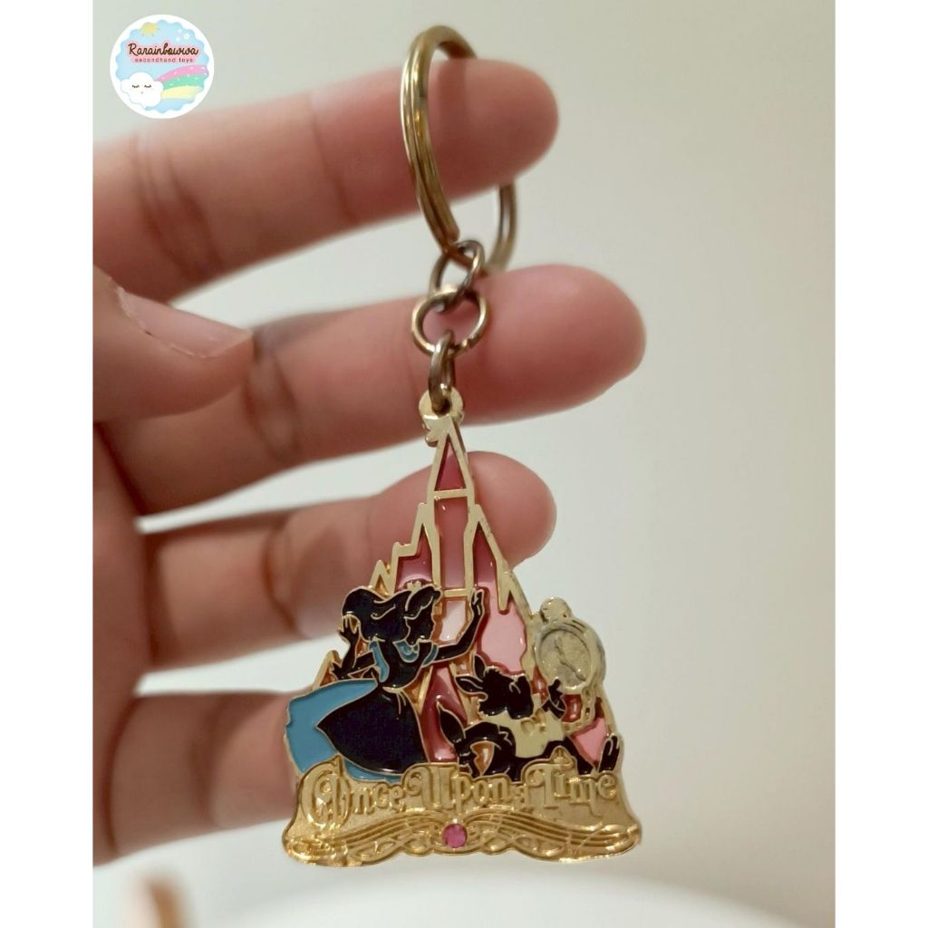 Disney Keychain Alice in Wonderland Metal Material (Second Hand ...