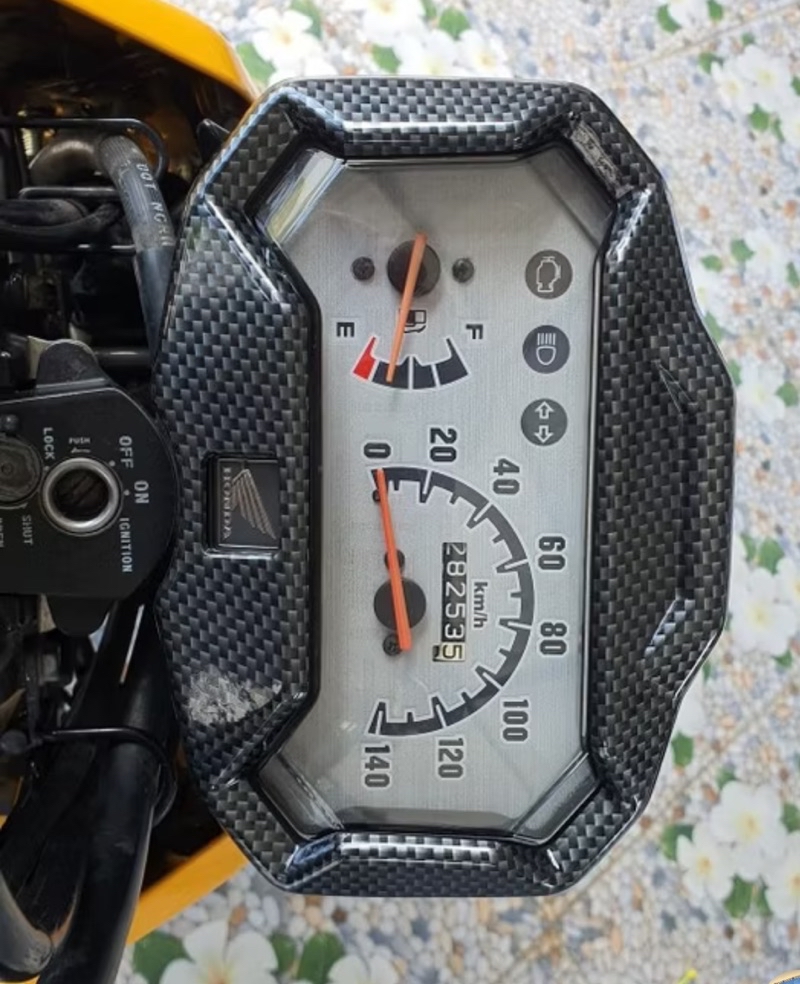 Zoomer x (12-14) Speedometer Cover Kevlar Attached To The Original Item ...