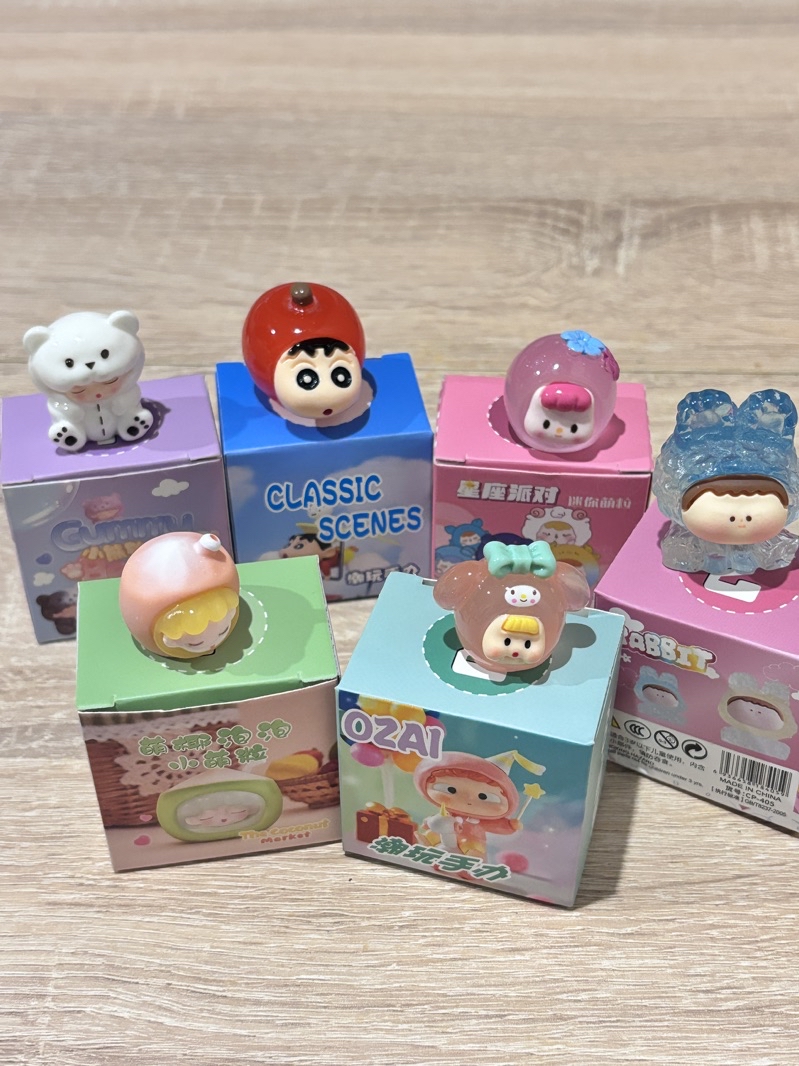 (Lift Box 24 Dip) Shinchan Mini Dip Fruit Random Resin | Shopee Malaysia