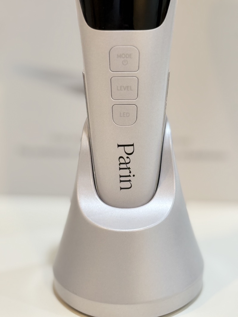 Second-Hand Parin Facial Massager Skin Glow Treatment Wash Massage Push ...