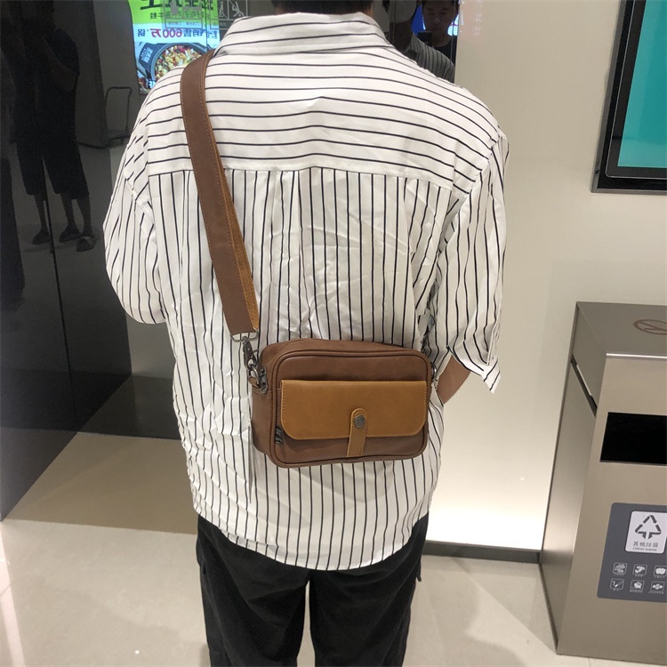 Trendy men's retro shoulder bag Japanese men's and women's flap buckle