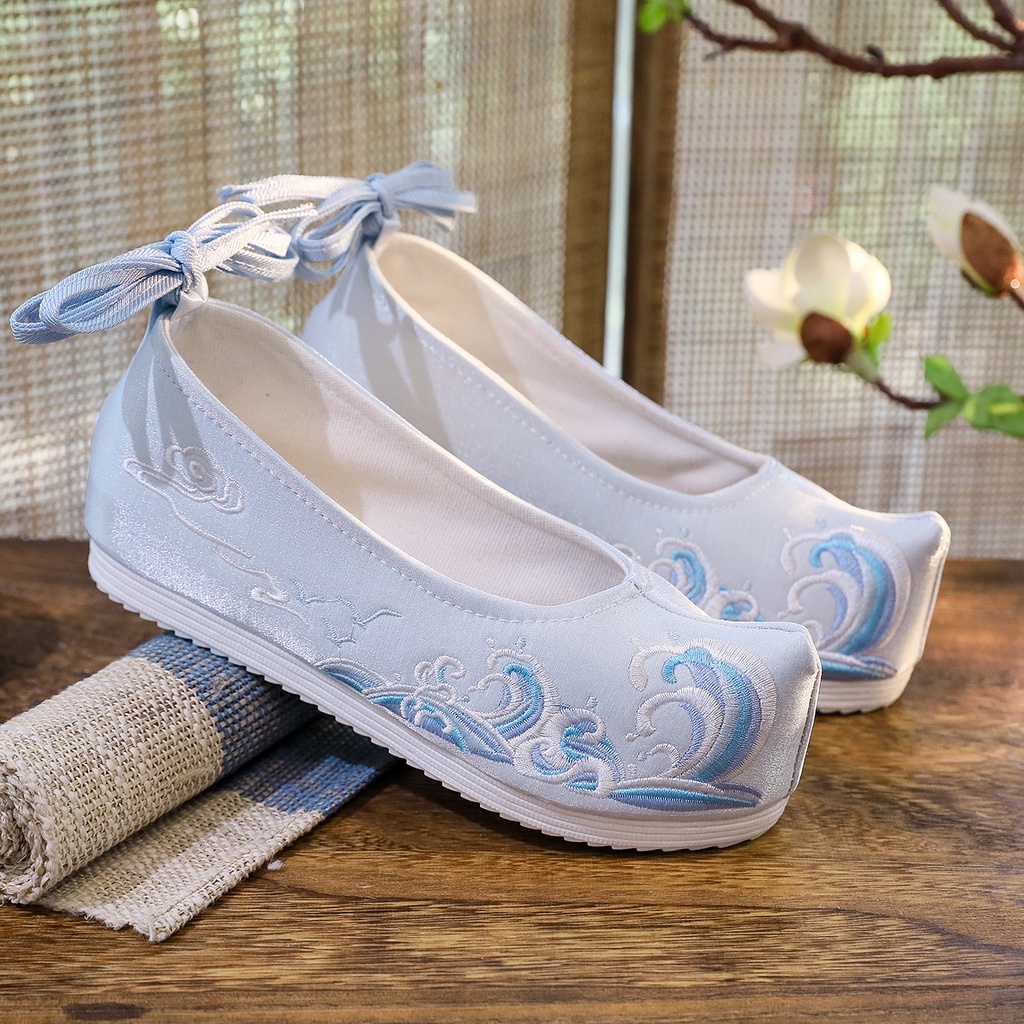 Traditional chinese shoes female sales