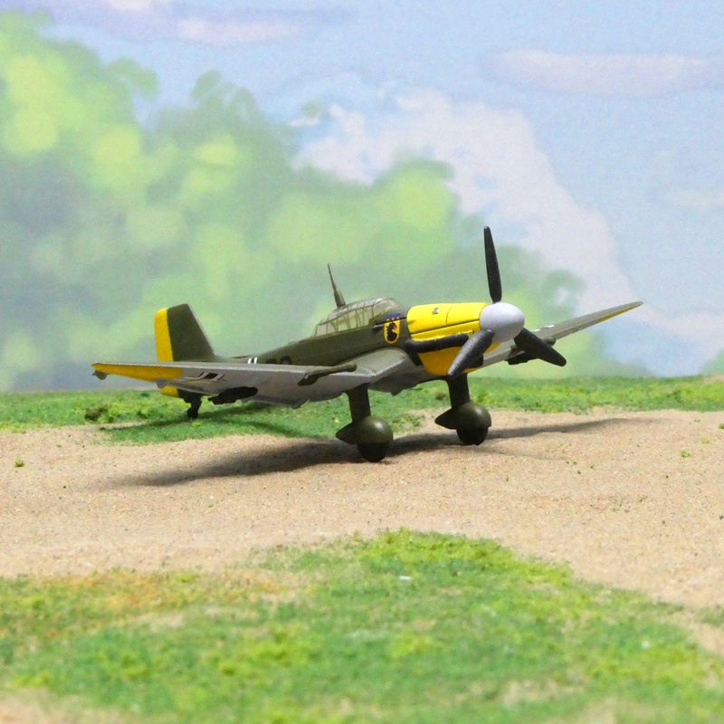 World War II Aircraft 1/110 Germany Stuka JU87 Bomber Propeller Fighter Alloy Collection Model