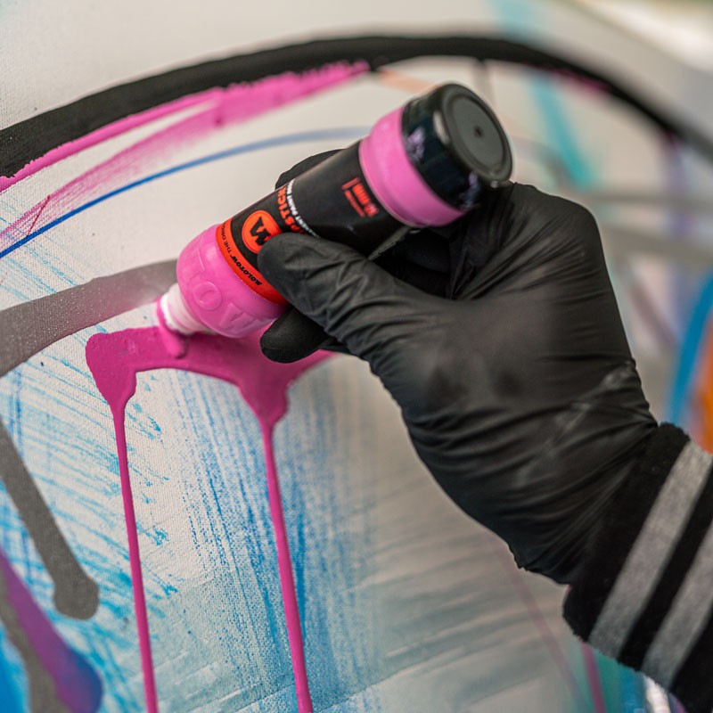 Molotow Drip Stick 863DS - 6mm Chrome Alcohol Paint Marker With Squeeze Control