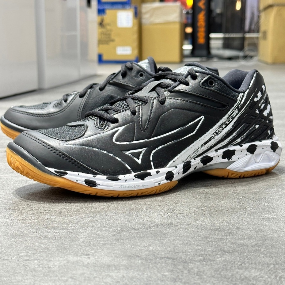 Mizuno wave lightning outlet pro