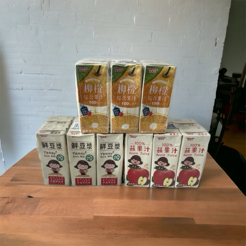 Yakult 100 Orange Juice Apple Fresh Soy Milk 200ml 6pcs Set Shopee