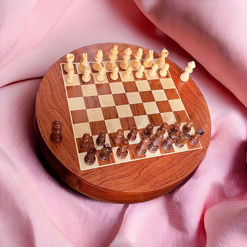 Highquality Wooden Chess Set Uniquely Designed Round Chess