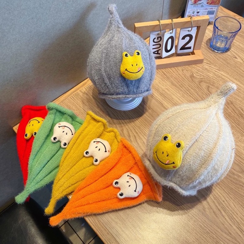 Onion Wool Hats For Boys And Girls, Woolen Hats With Pretty Frogs