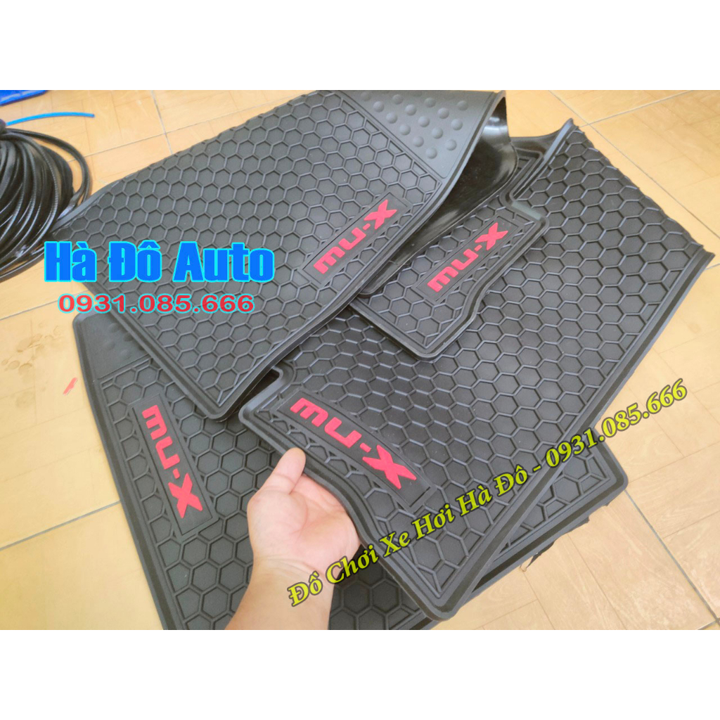 Rubber Floor Lining Mux 2017 2018 2019 2020 2021 2022 2023 Isuzu Mux 2017 / 2023 Natural
