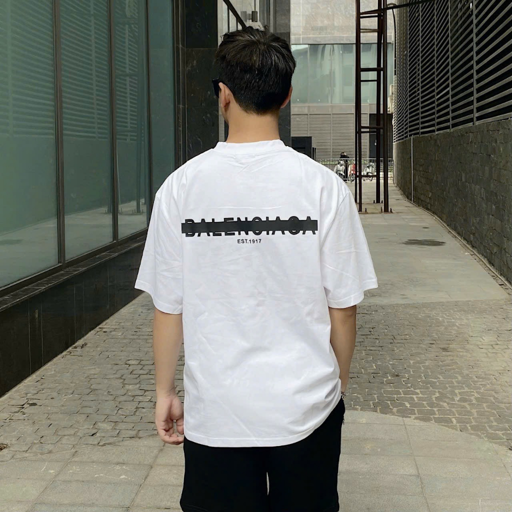 Balenciaga Est 1917 ss2023 Unisex t-shirt with horizontal brick letters ...