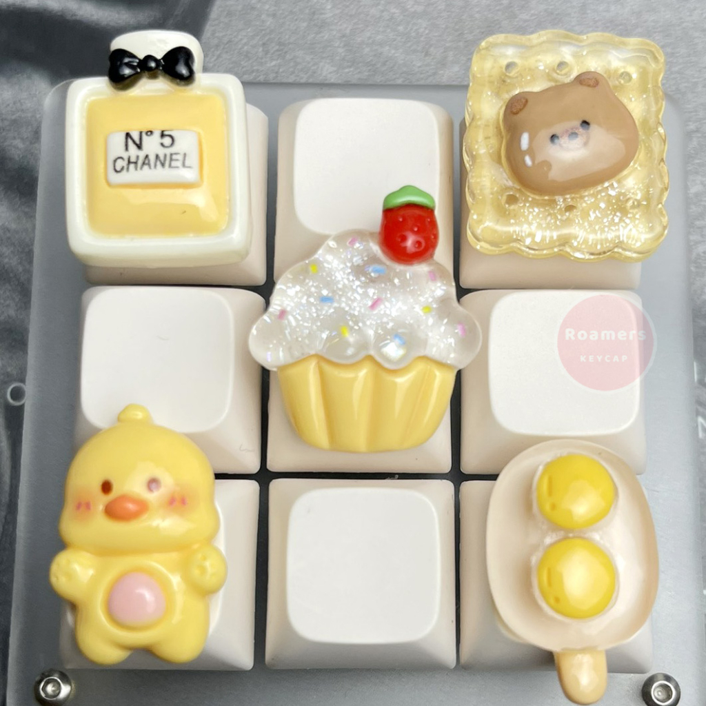 Yellow Keycap - Collection of Golden Key Models Mechanical Keyboard ...