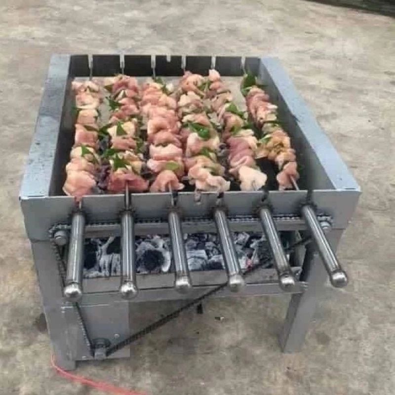 Charcoal Grill With Large Gear Can Roast Chicken And Duck (The Kitchen