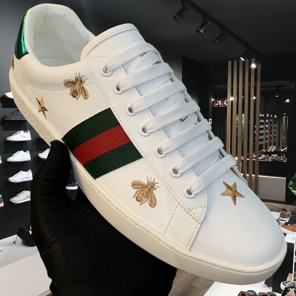 Gucci Ace Embroidered'Bees and Stars' Sneakers. Gucci Shoes With Bee And Star Pattern Imported