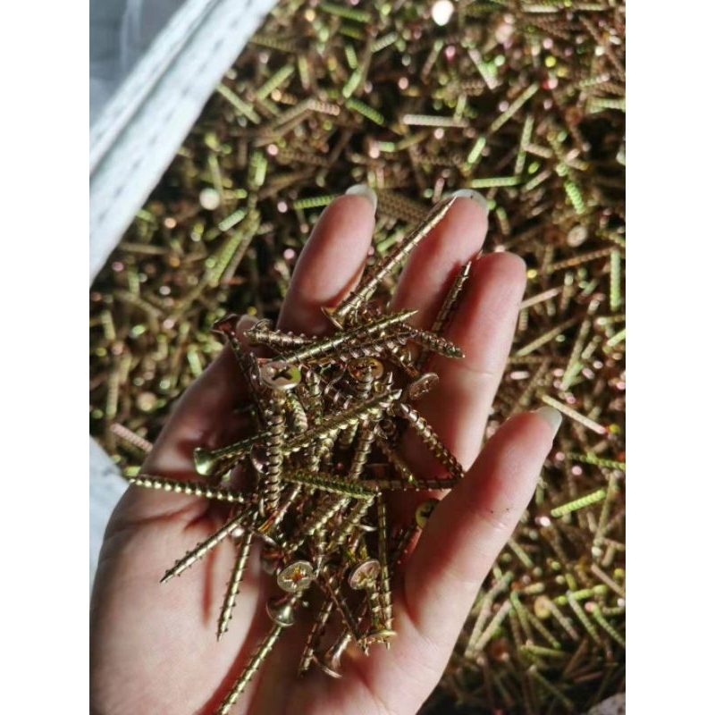 Golden Screw | Sparse threaded gold screws | Wood screws | Industrial ...
