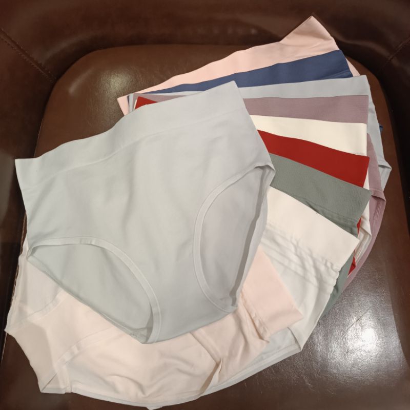 The Top Of Yummie Underwear Is Extremely Smooth, Does Not Cause Skin