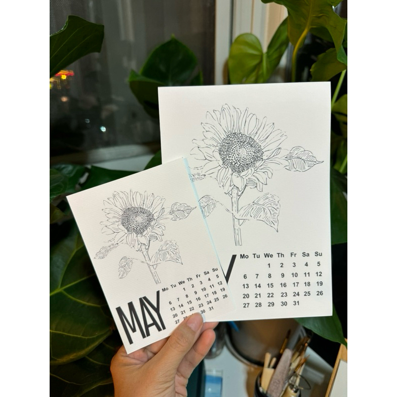 2025 coloring desk calendar set in A5 and A6 sizes used to make ...