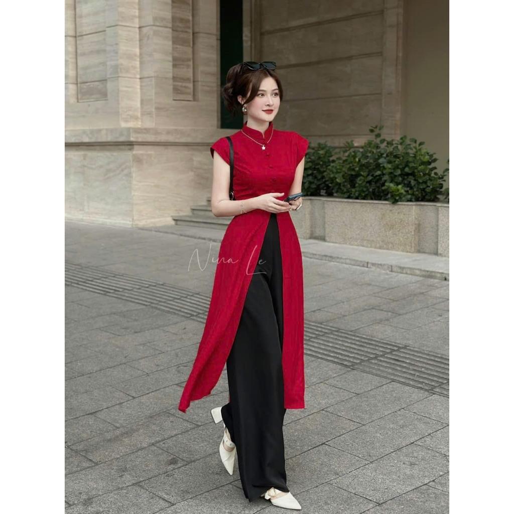 Innovative Female Ao Dai SET With Split Flap Buttons With Shorts ...