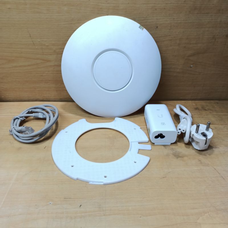 Unifi Ac lite wifi transmitter_ Ac pro_ac LR (OLD PRODUCT) | Shopee ...