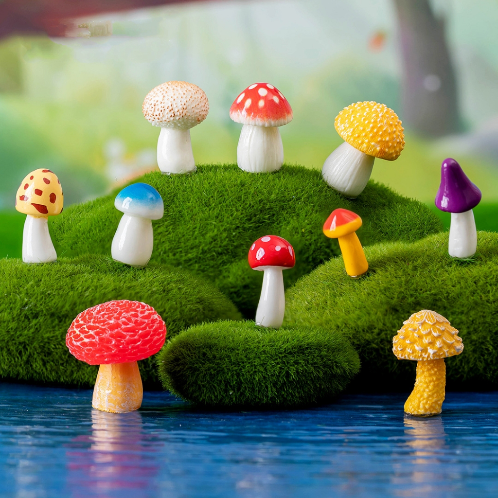 Multicolored mini mushroom model to decorate miniatures, terrariums ...