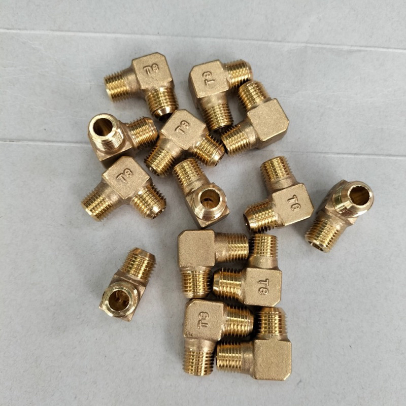 Double corner, corner joint, 2 13mm external thread ends (copper ...