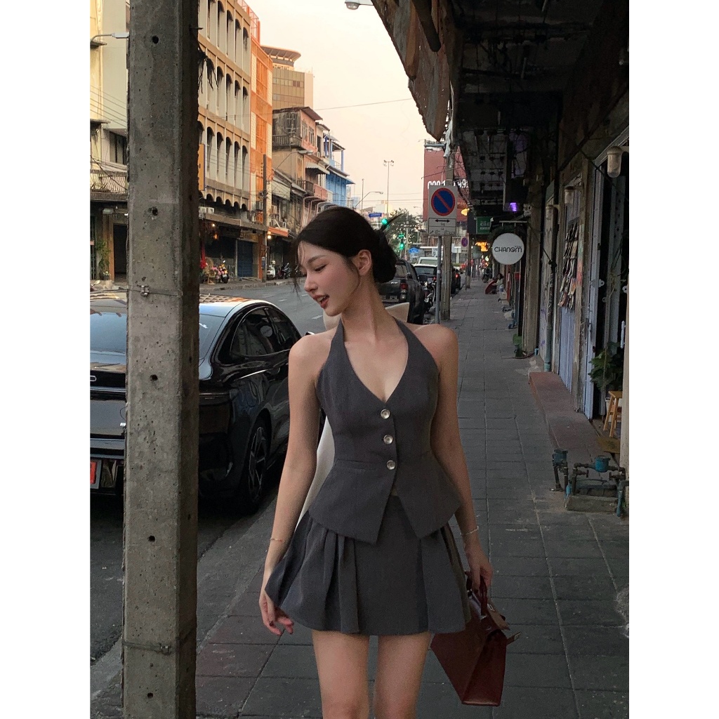 (With Bigsize) Set Gray Gile Shirt With Back Neck Cover And Pleated ...