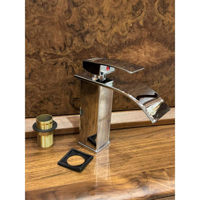 High-grade 2-way hot and cold square faucet, Japanese domestic product ...