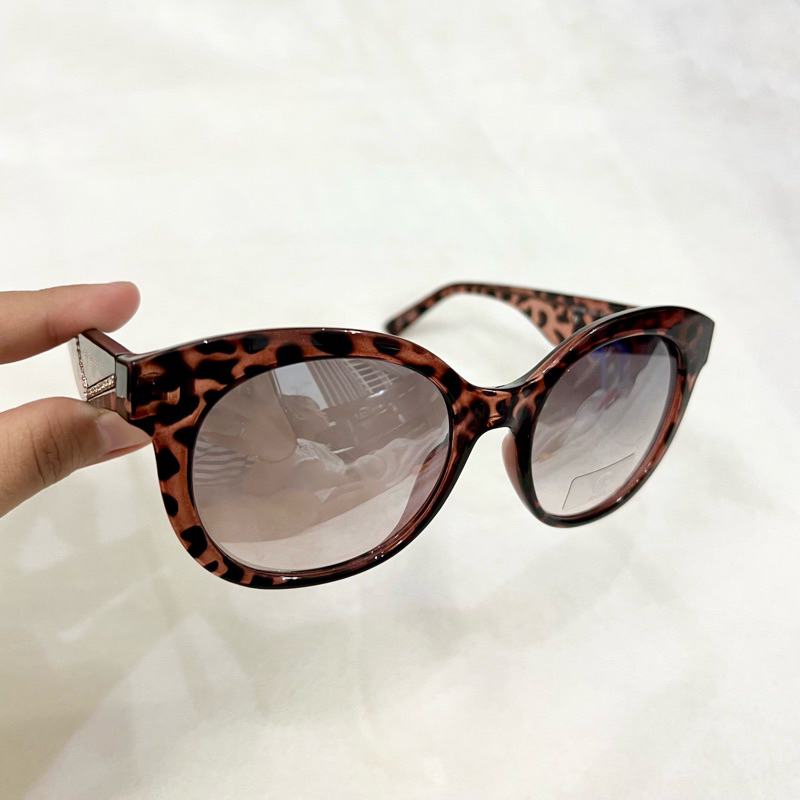 Genuine guess sunglasses on sale