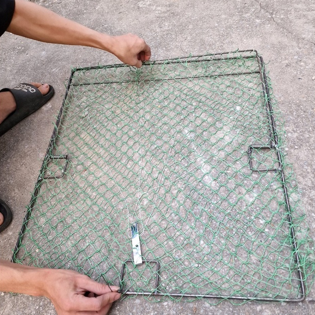 Chicken traps, bird traps, owl traps, pigeon traps - Square traps are ...