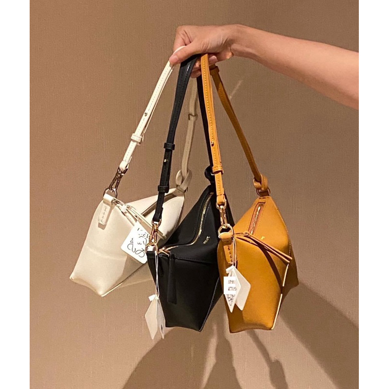 Residual Loewe Bag Shopee Malaysia