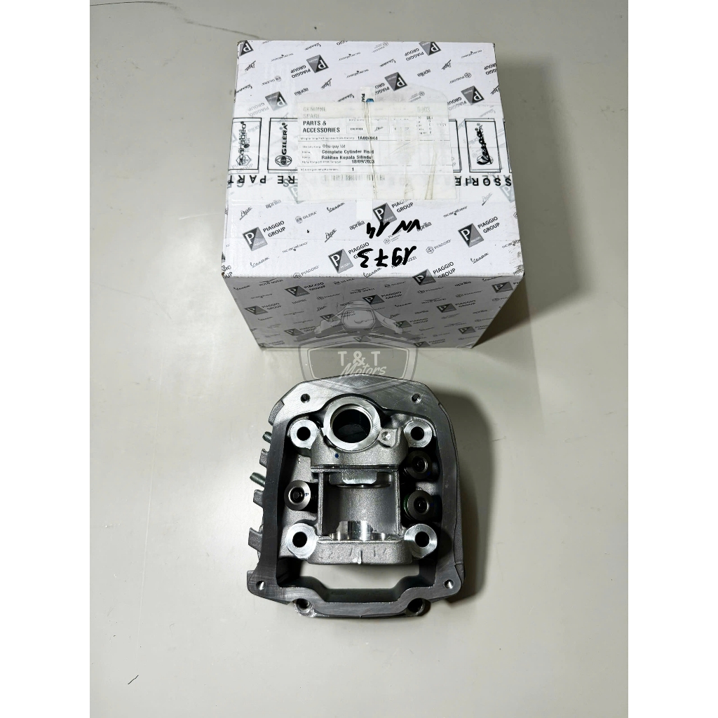 Beef Head - Where Slices Vespa Piaggio 3V - IGET (Full Set With ...