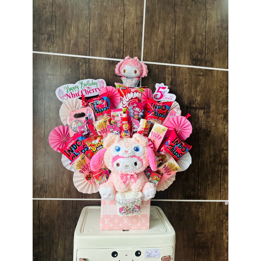 Candy gift basket with premium teddy bear for children | Shopee Malaysia