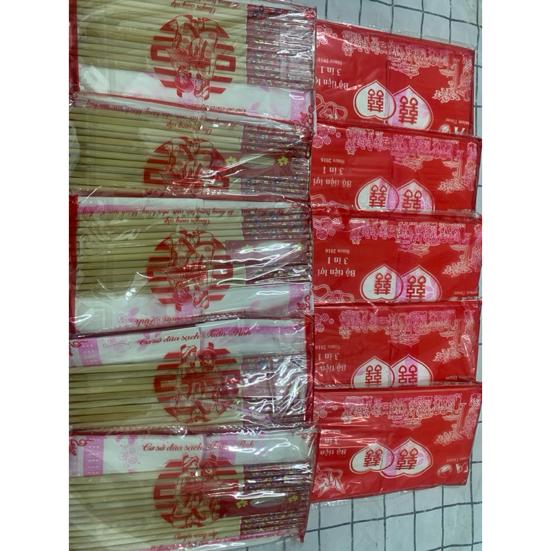 Disposable paper chopsticks and bamboo toothpicks Set of 5 packs/10 ...