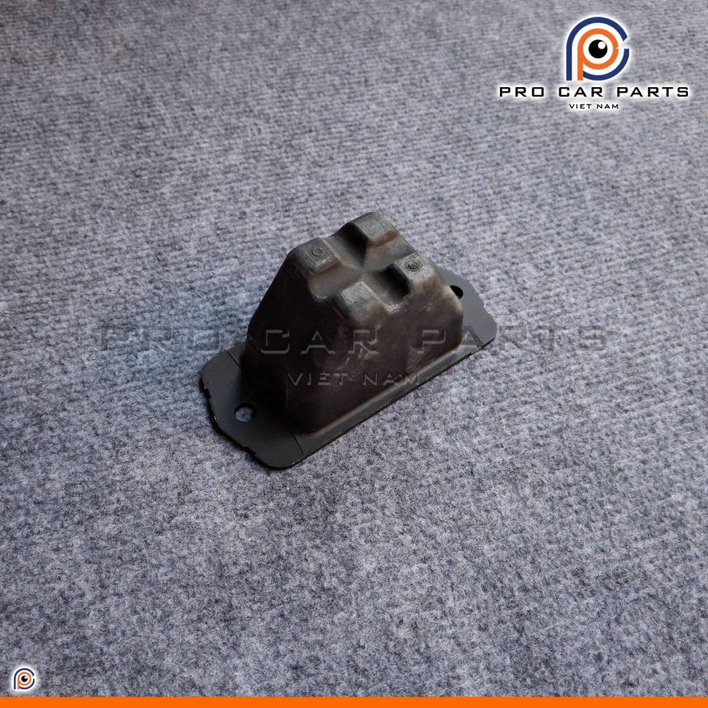 Toyota Hiace 2014-2019 Rear Fork Rubber - Thai Product 48341-26290 ...