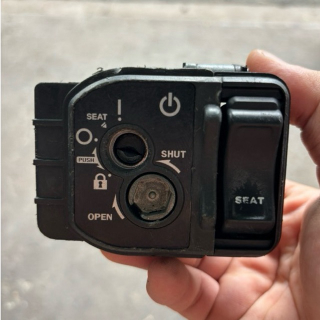 (Old Genuine key)Honda Vario 125 lock Shopee Malaysia