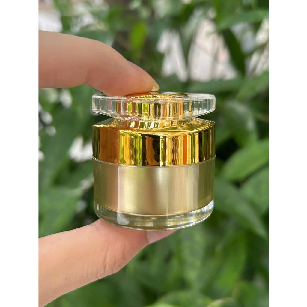 Cream and Cosmetic Container 10g Luxurious Design White with Gold ...