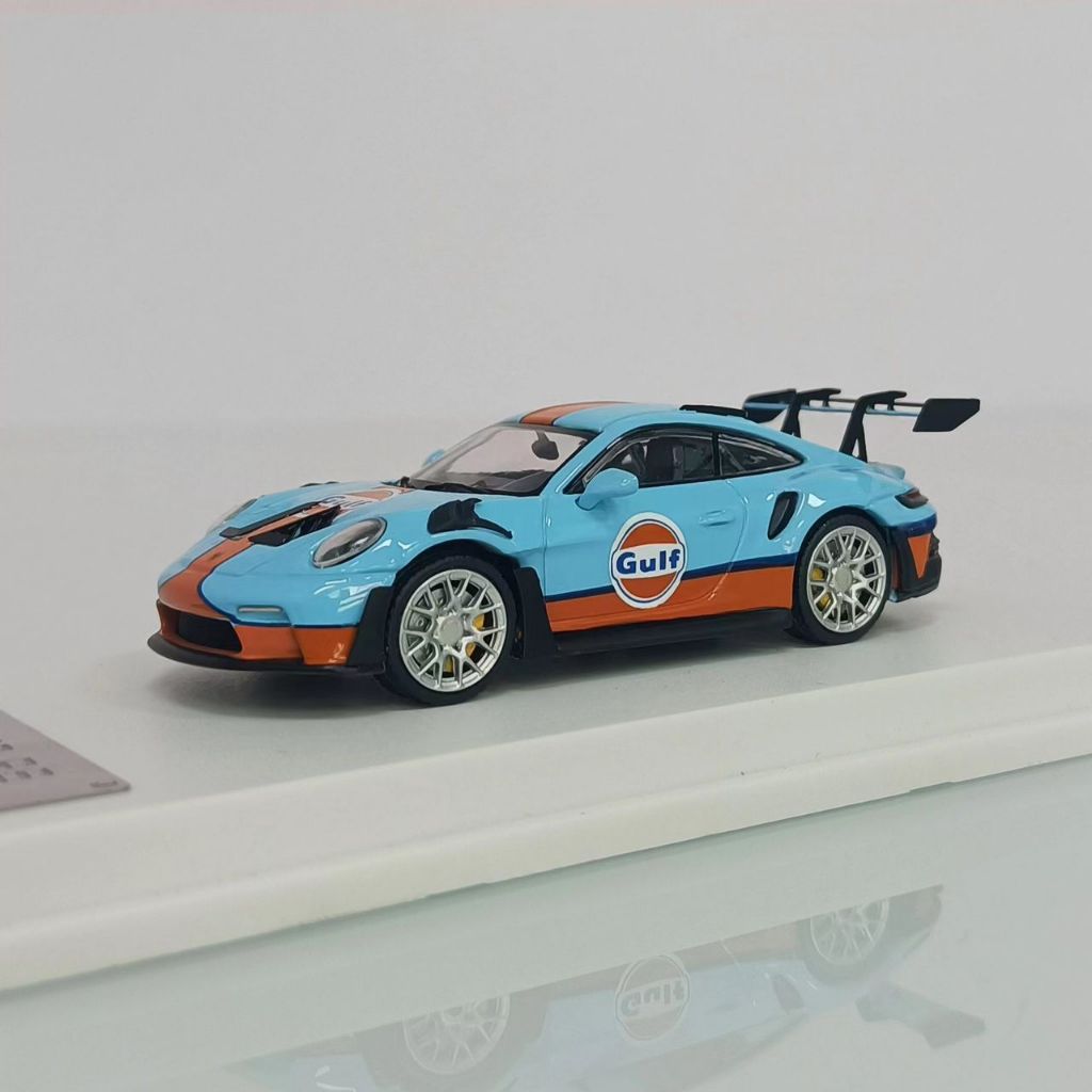 Miniature Porsche 911 992 GT3 RS échelle 1:64 - Marque LMLF - Modèle Collection - Neuf