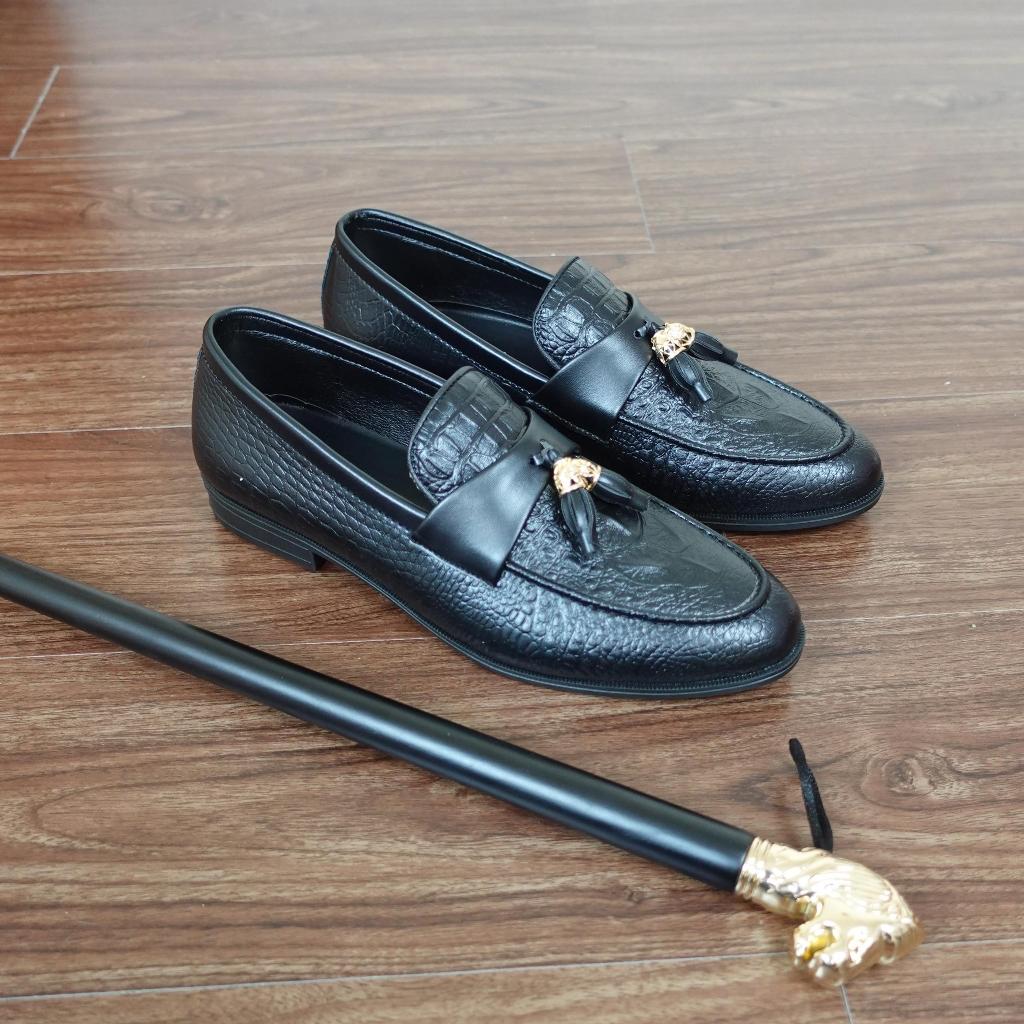Fashionable embossed men's loafers decorated with bells in matte