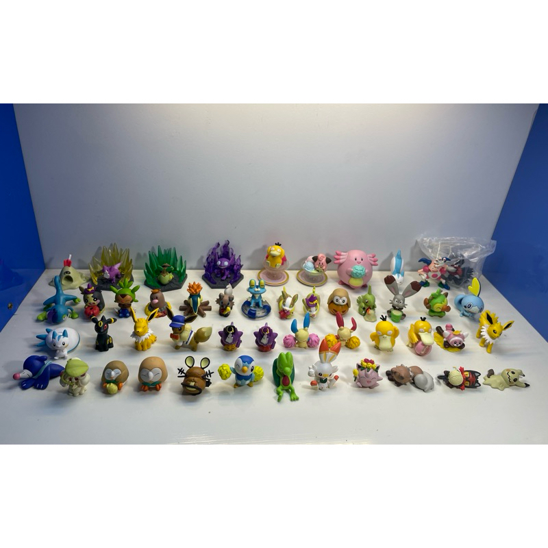 Pokemon Takara Tomy toy model (T art) | Shopee Malaysia